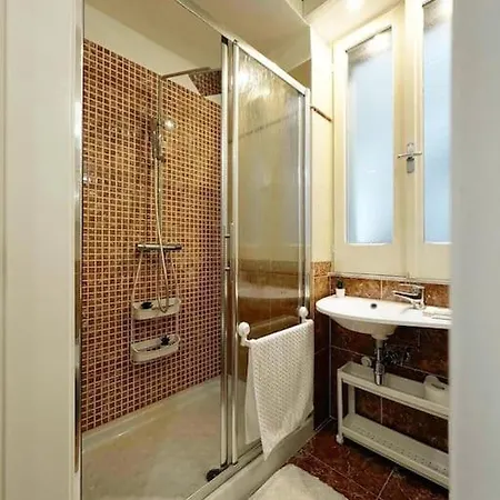 10 Minuti Dal Mare - Centro Apartment